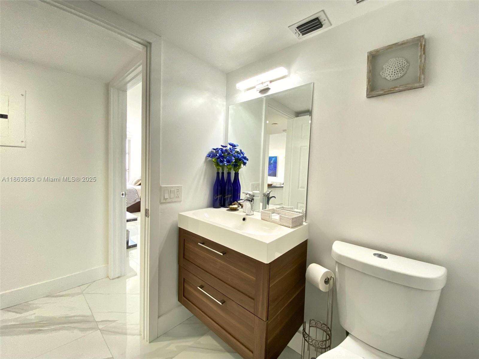 Mystic Pointe Tower 500 at 3530 Mystic Pointe Dr, Aventura, FL 33180 - For Sale photo 20
