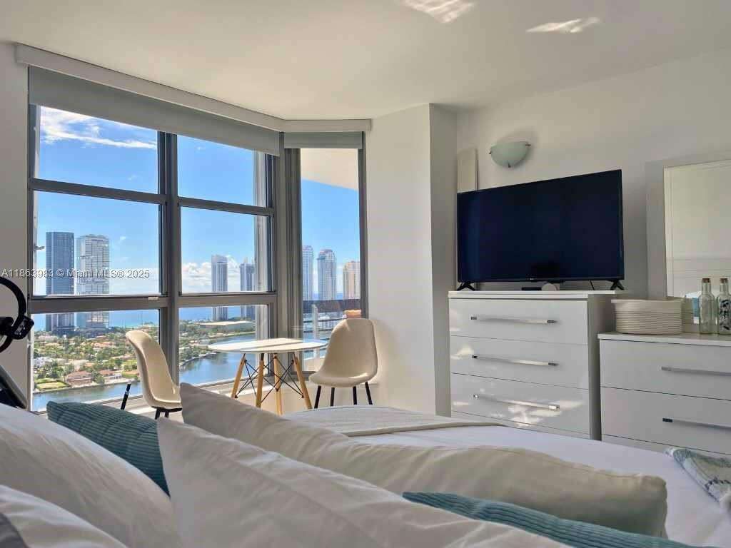 Mystic Pointe Tower 500 at 3530 Mystic Pointe Dr, Aventura, FL 33180 - For Sale photo 26