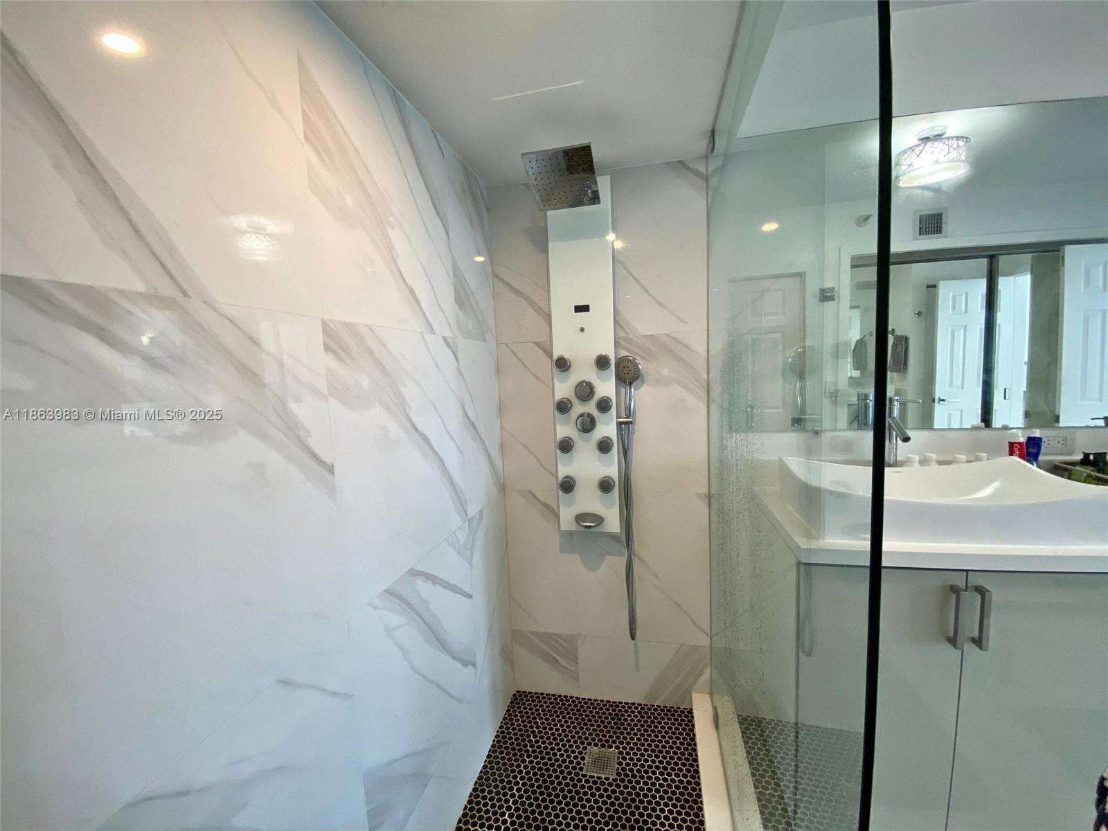 Mystic Pointe Tower 500 at 3530 Mystic Pointe Dr, Aventura, FL 33180 - For Sale photo 29