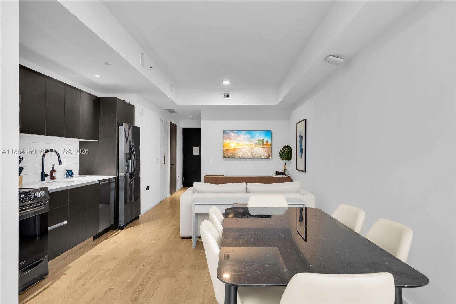 The Elser at 398 5 St, Miami, FL 33132 - For Sale photo 4