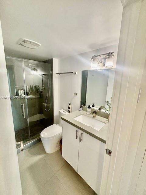 Arlen House at 100 Bayview Dr, Sunny Isles Beach, FL 33160 - For Sale photo 13