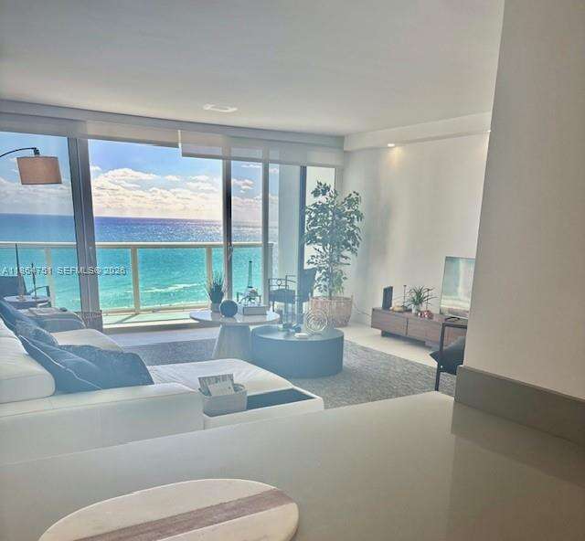 Arlen House at 100 Bayview Dr, Sunny Isles Beach, FL 33160 - For Sale photo 18