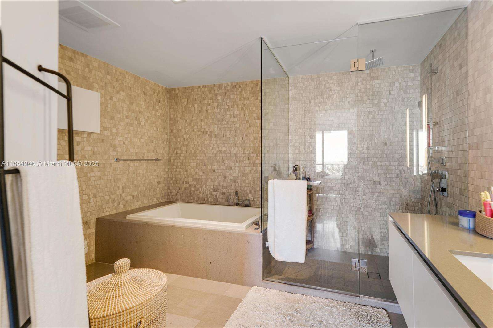 RISE - 88 7 St, Miami, FL 33130 | Picture 14