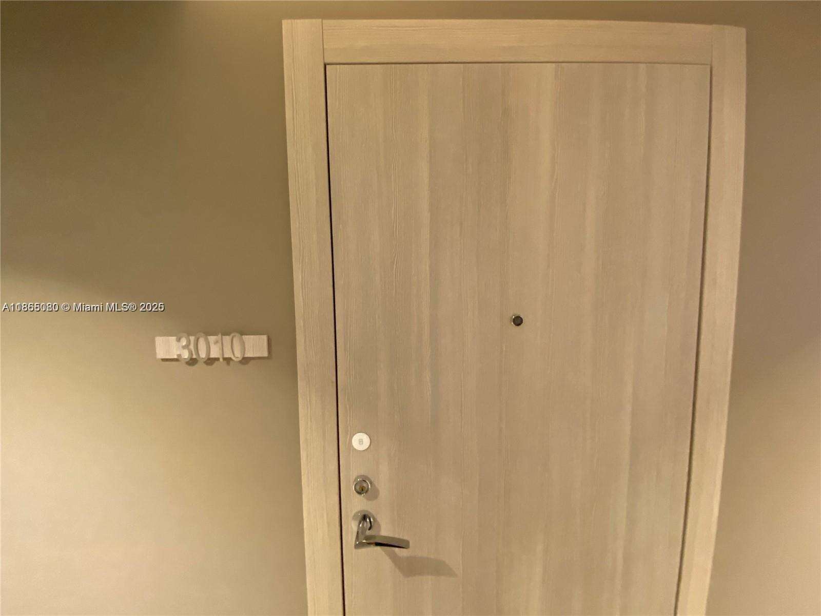 Brickell Flatiron at 1000 Brickell Plz, Miami, FL 33131 - For Sale photo 2