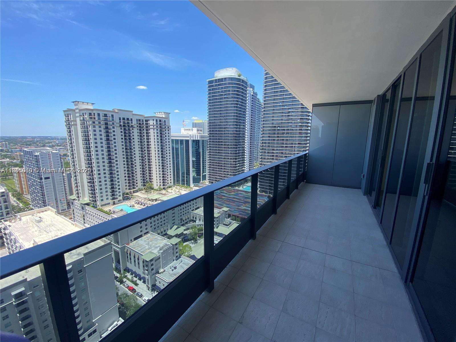 Brickell Flatiron at 1000 Brickell Plz, Miami, FL 33131 - For Sale photo 11