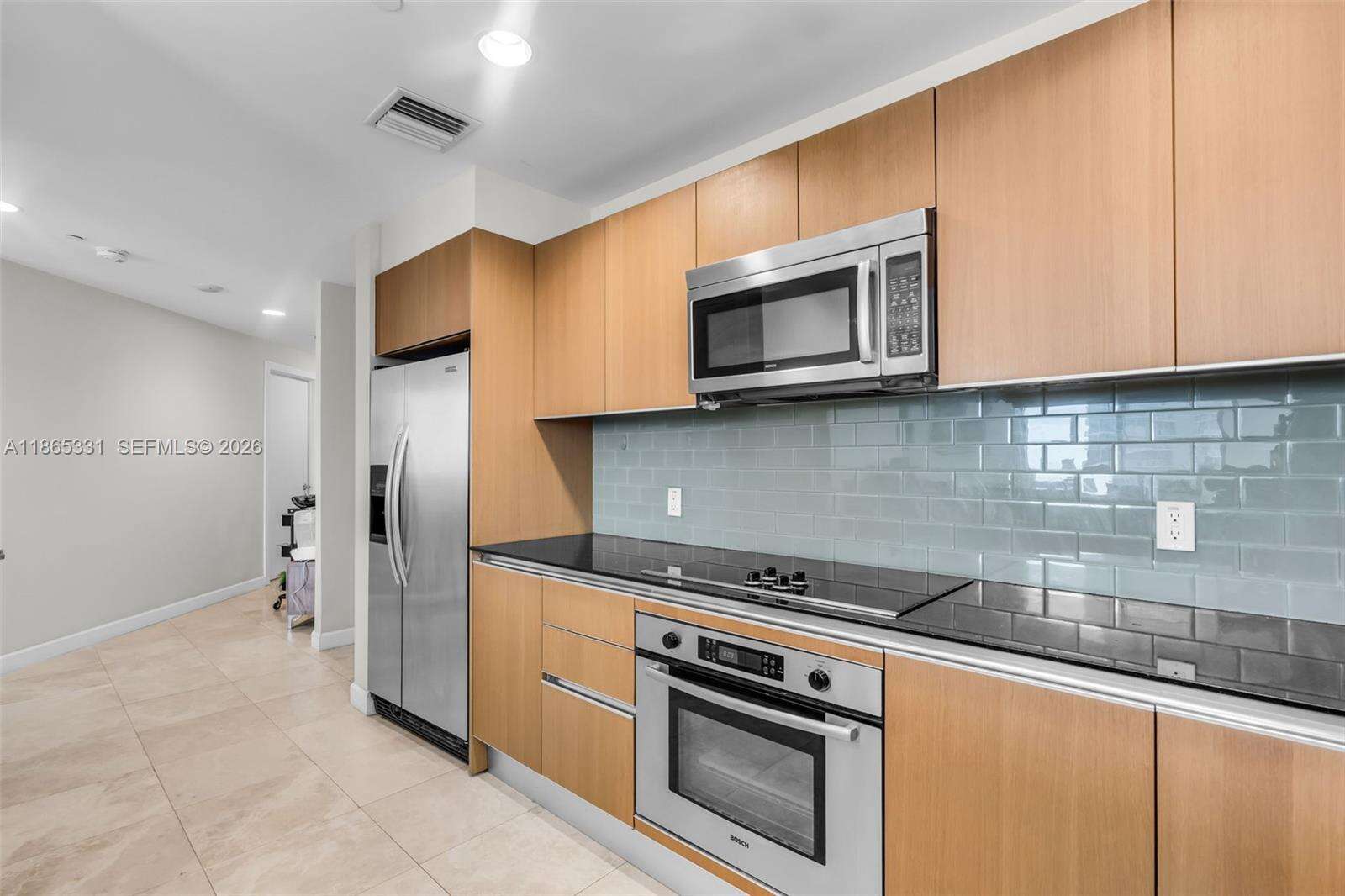 1060 Brickell at 1060 Brickell Ave, Miami, FL 33131 - For Sale photo 5