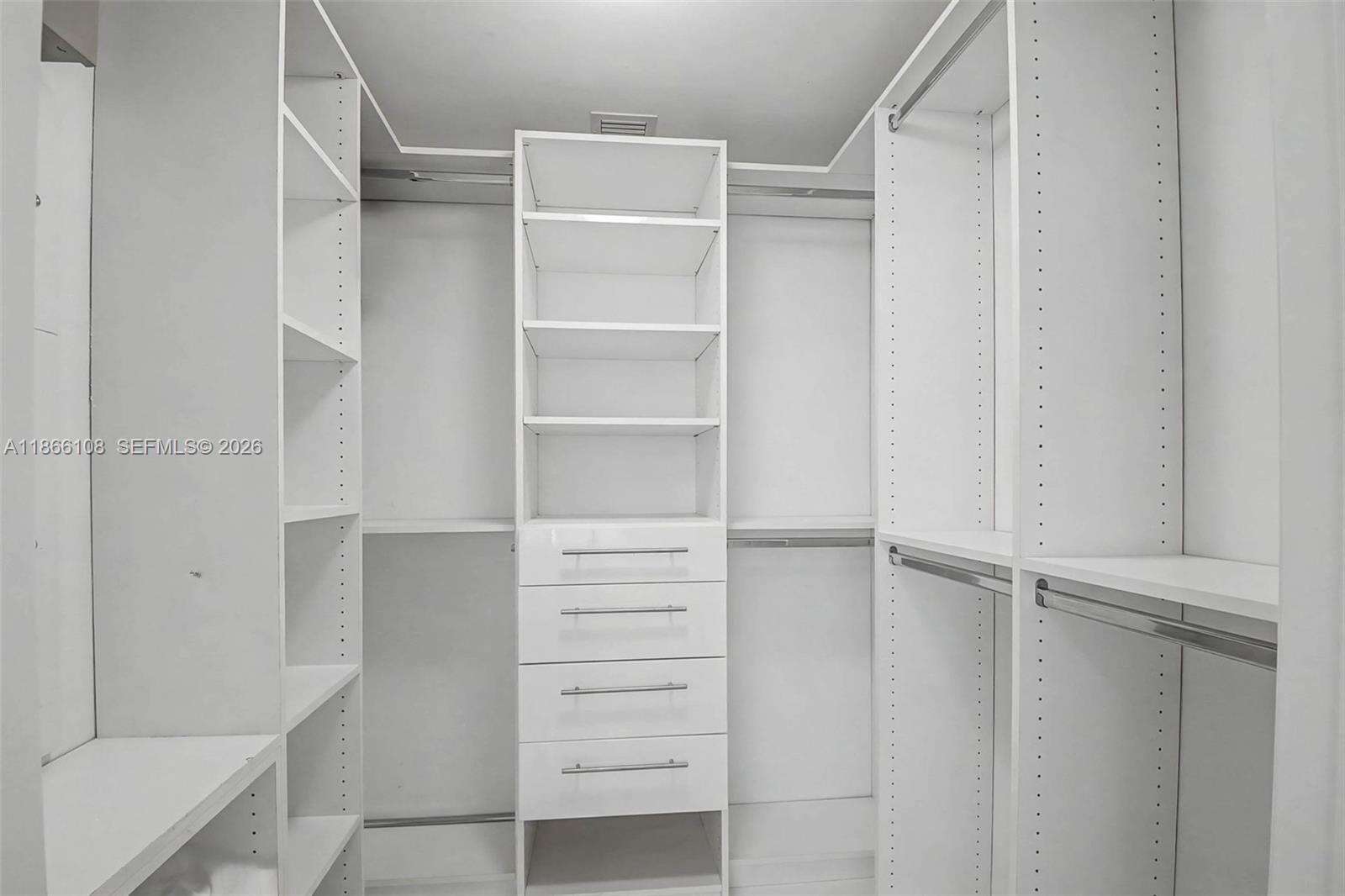 ICON BRICKELL NO TWO - 495 Brickell Ave, Miami, FL 33131 | Picture 21