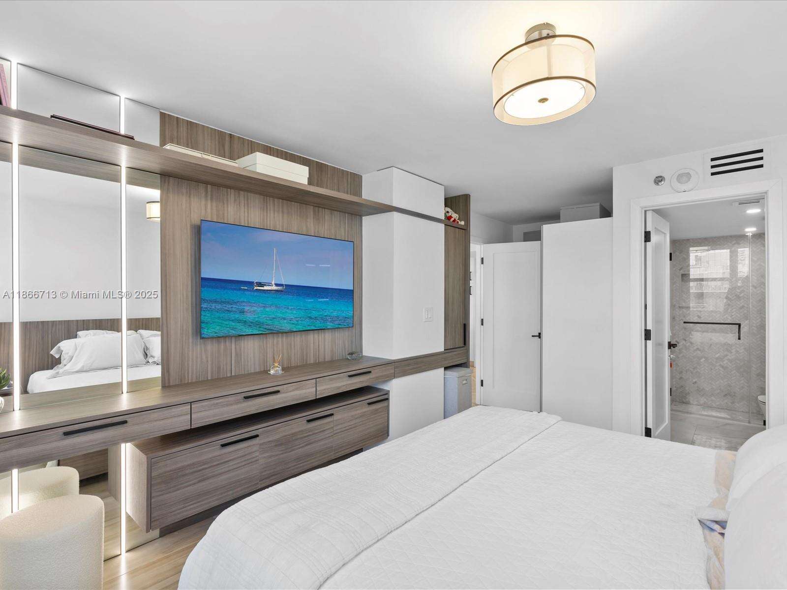 Isola at 770 Claughton Island Dr, Miami, FL 33131 - For Sale photo 17