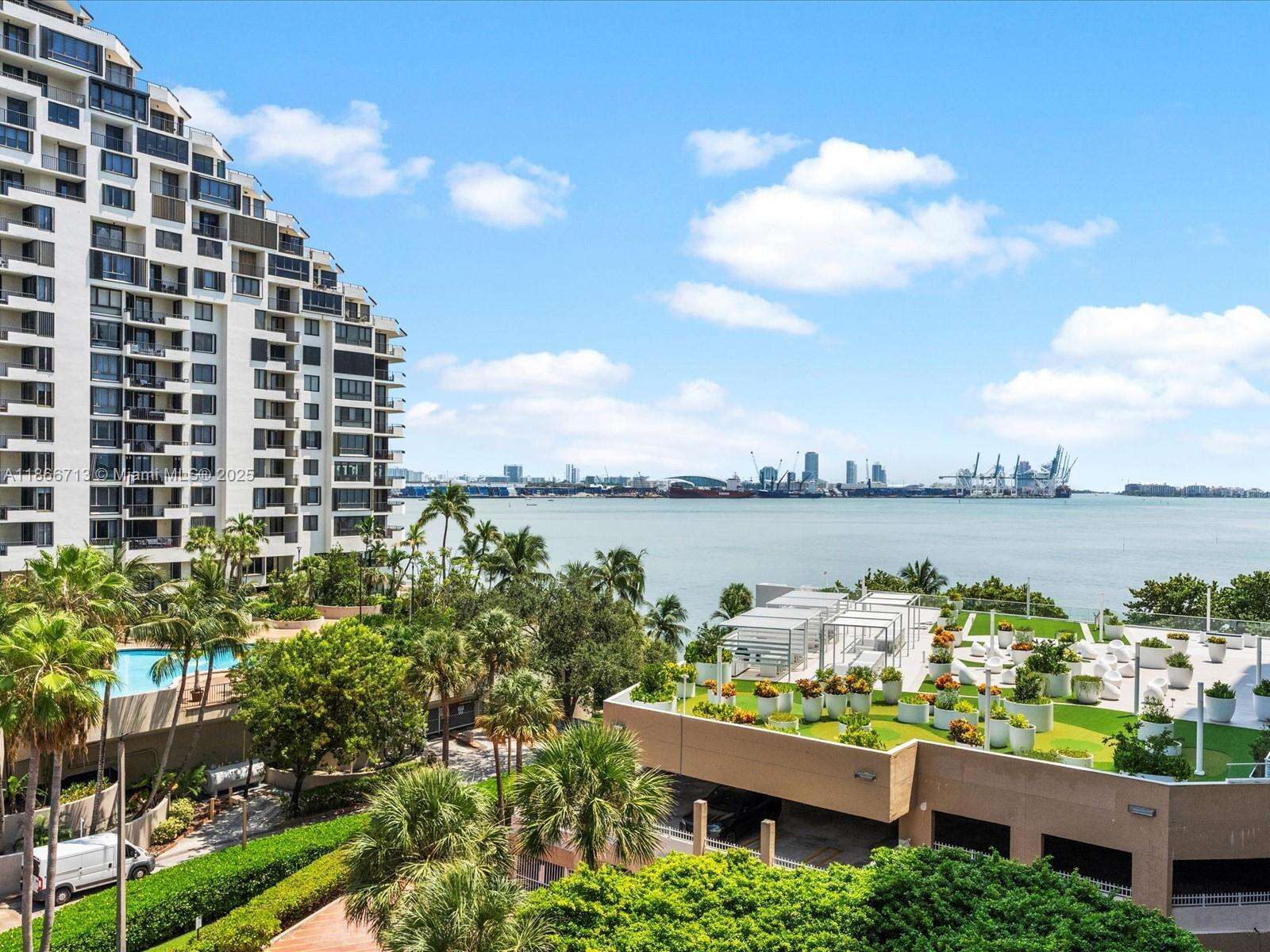 Isola at 770 Claughton Island Dr, Miami, FL 33131 - For Sale photo 27