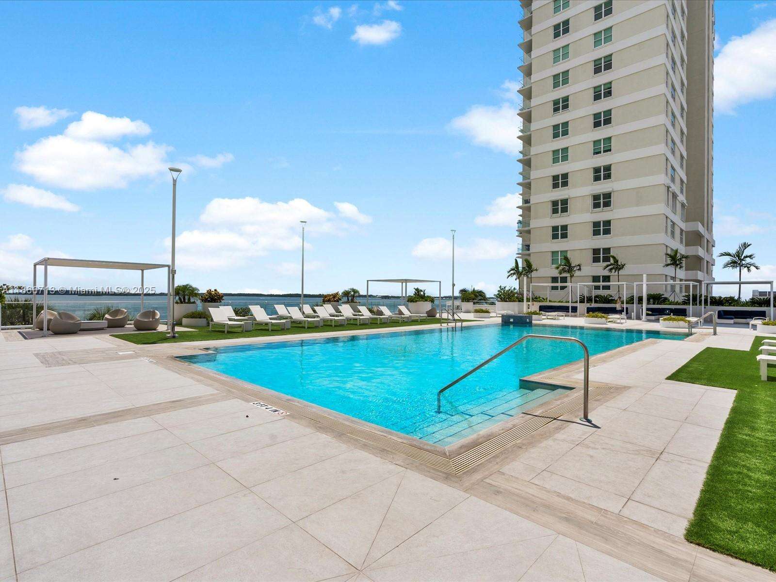 Isola at 770 Claughton Island Dr, Miami, FL 33131 - For Sale photo 33