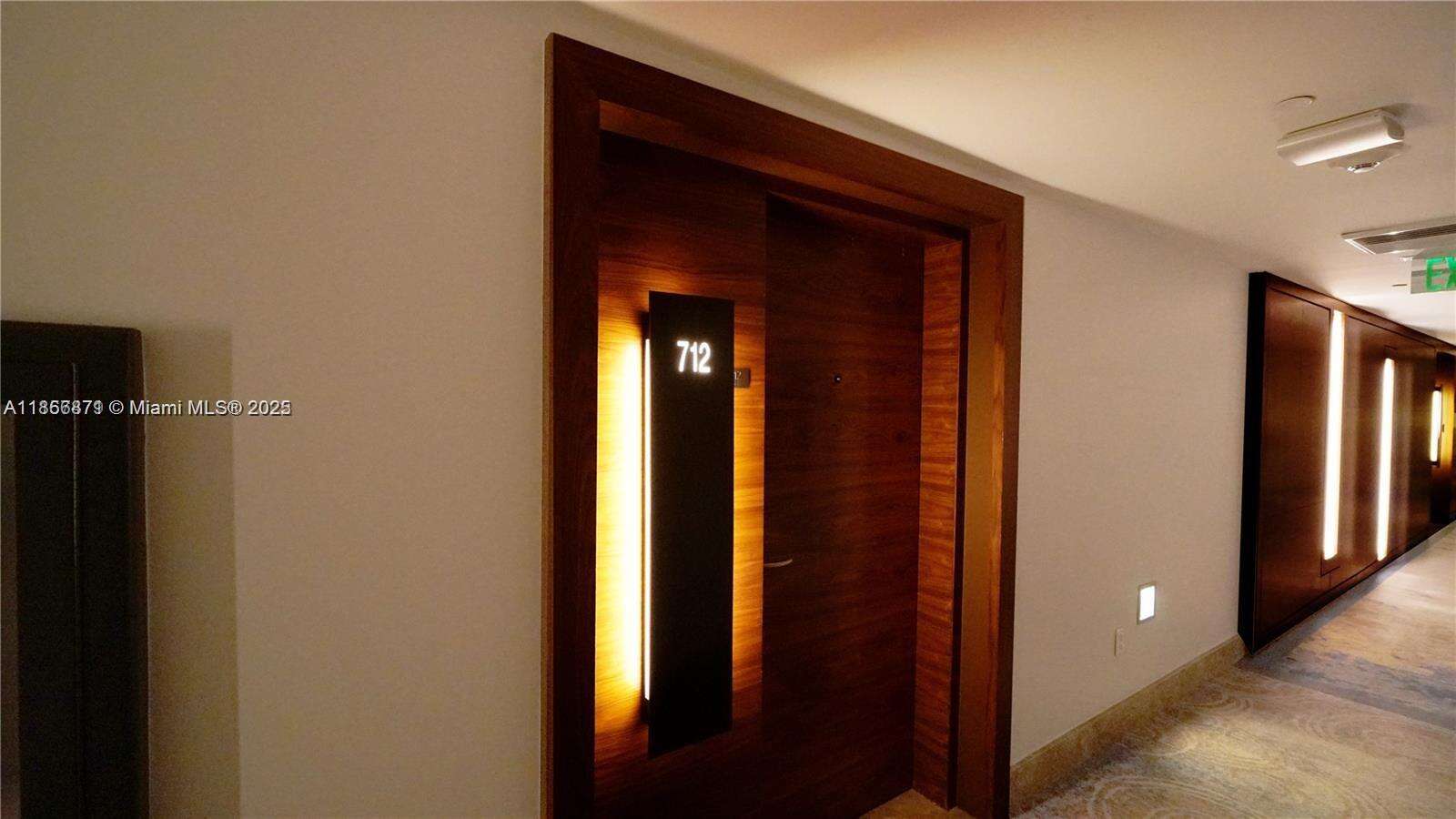 Central Carillon at 6801 Collins Ave, Miami Beach, FL 33141 - For Sale photo 17