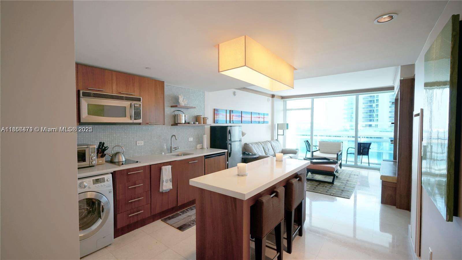Central Carillon at 6801 Collins Ave, Miami Beach, FL 33141 - For Sale photo 6