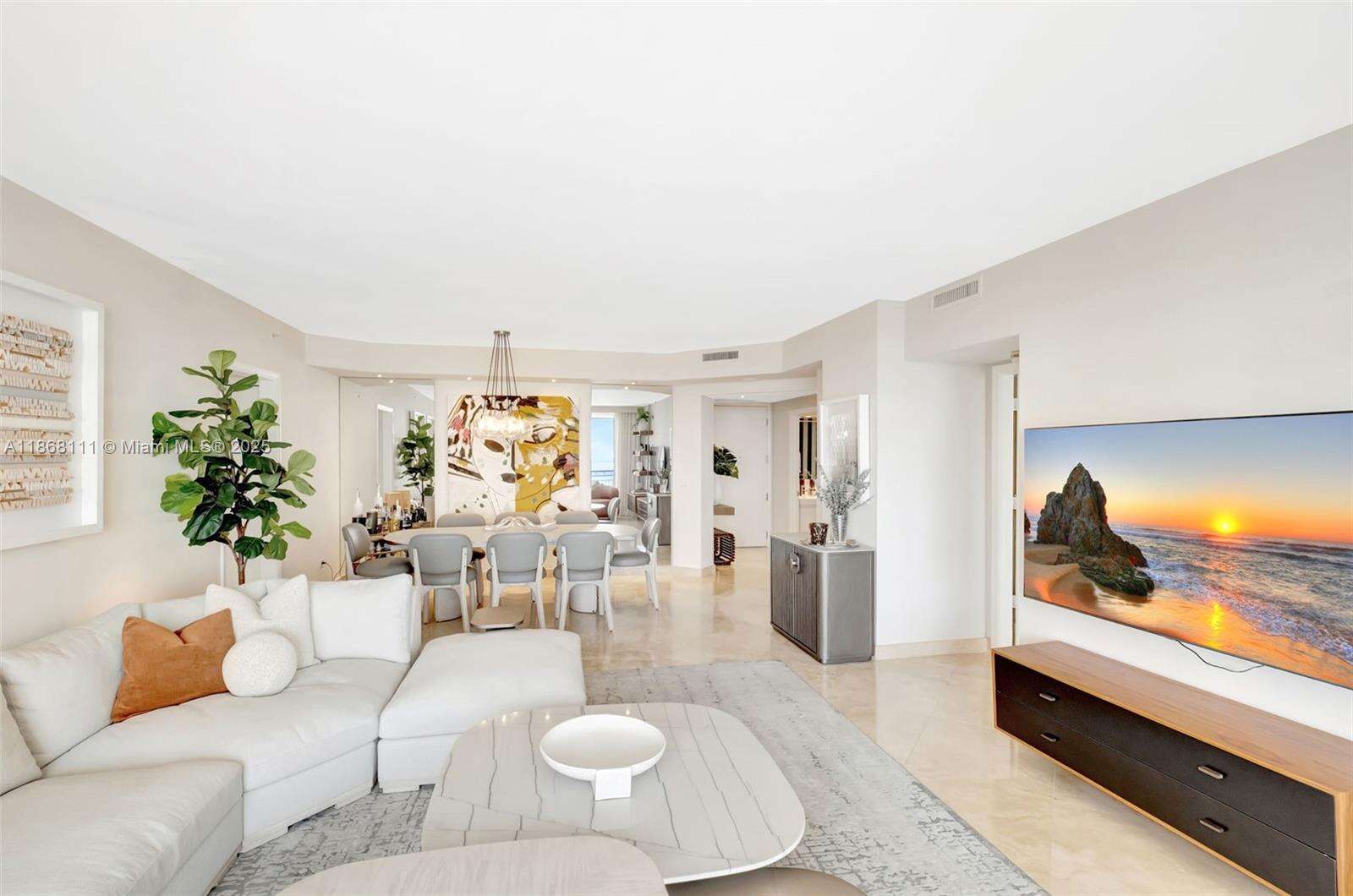 THREE TEQUESTA POINT - 848 Brickell Key Dr, Miami, FL 33131 | Picture 4