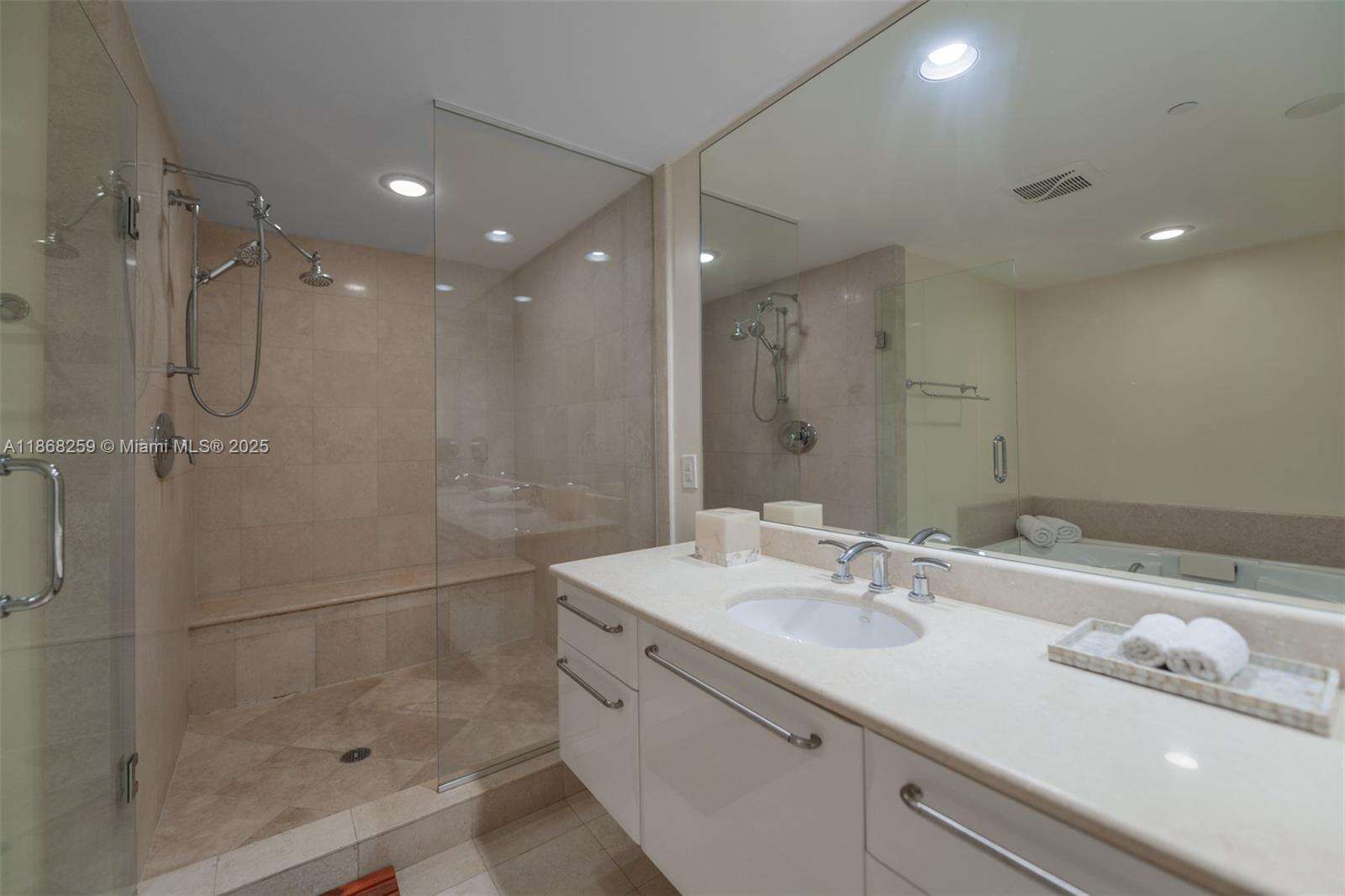 OCEAN PALMS - 3101 Ocean Dr, Hollywood, FL 33019 | Picture 21