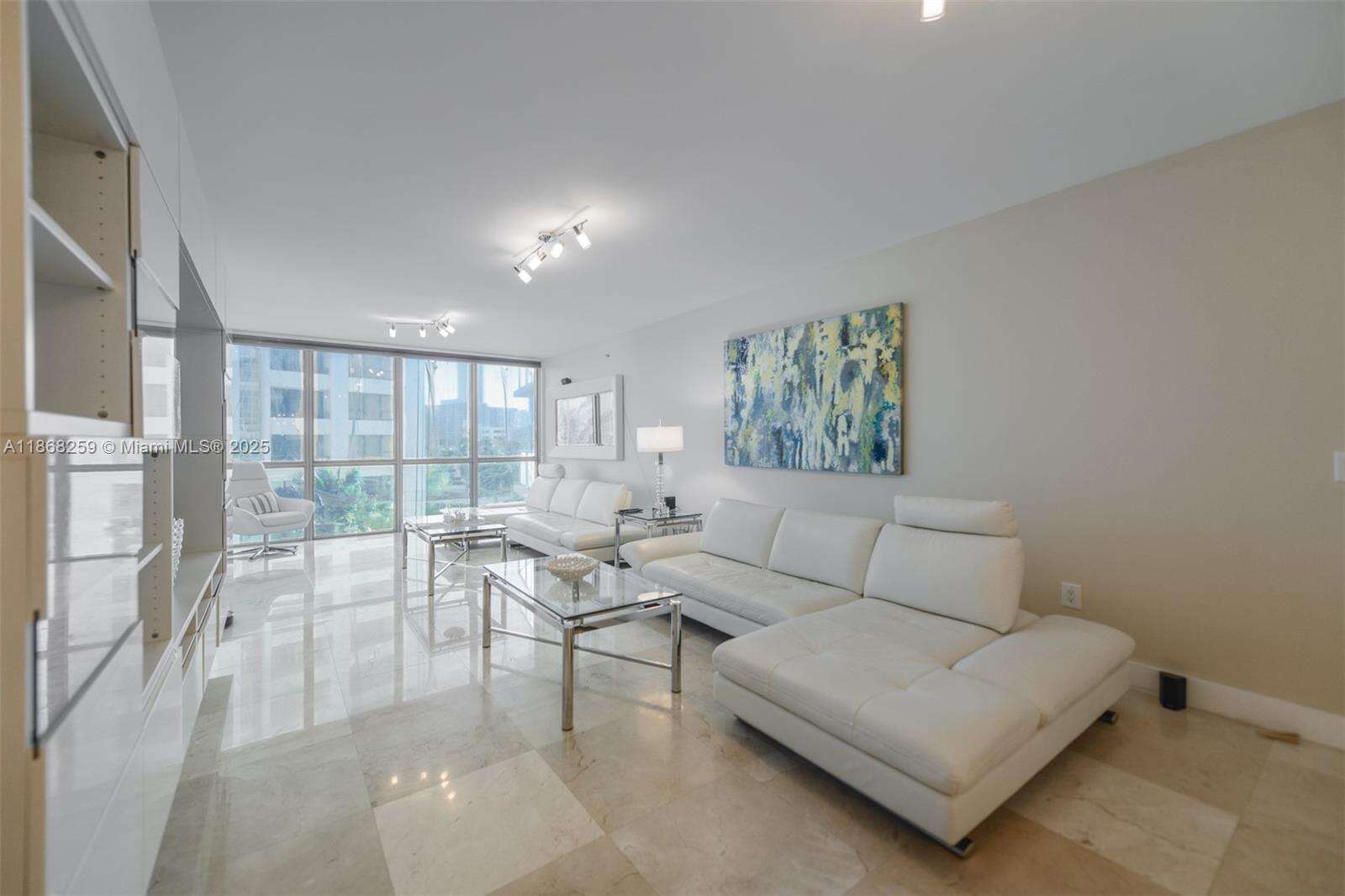 OCEAN PALMS - 3101 Ocean Dr, Hollywood, FL 33019 | Picture 5