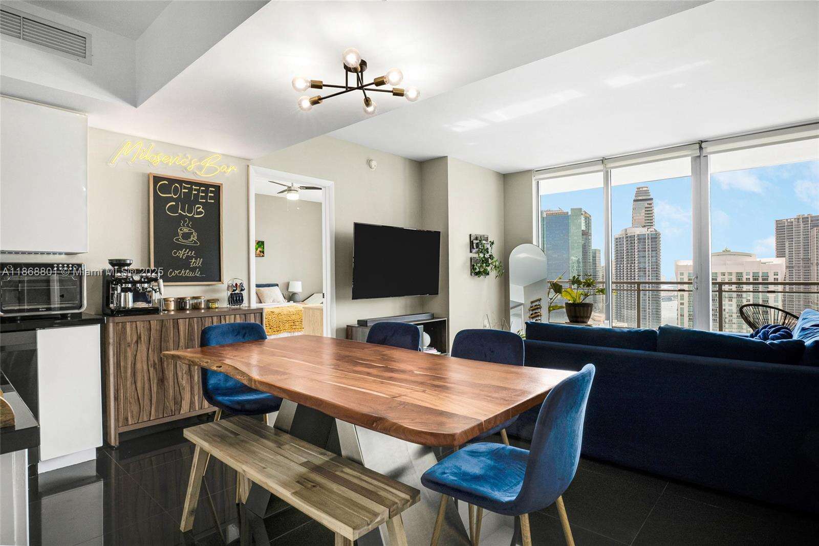 Mint at 92 3 St, Miami, FL 33130 - For Sale photo 3