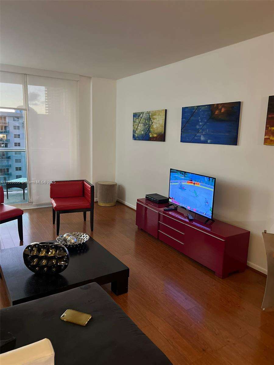 Oceanview Building B Condos for Sale & Rent | Picture 1