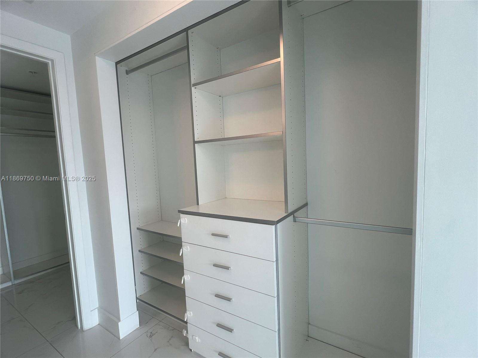 Mint at 92 3 St, Miami, FL 33130 - For Sale photo 18