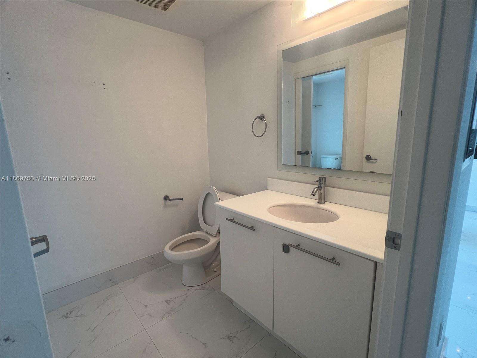 Mint at 92 3 St, Miami, FL 33130 - For Sale photo 21