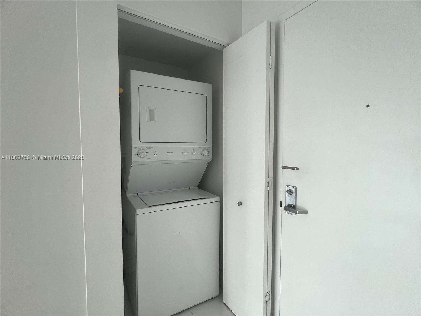 Mint at 92 3 St, Miami, FL 33130 - For Sale photo 28