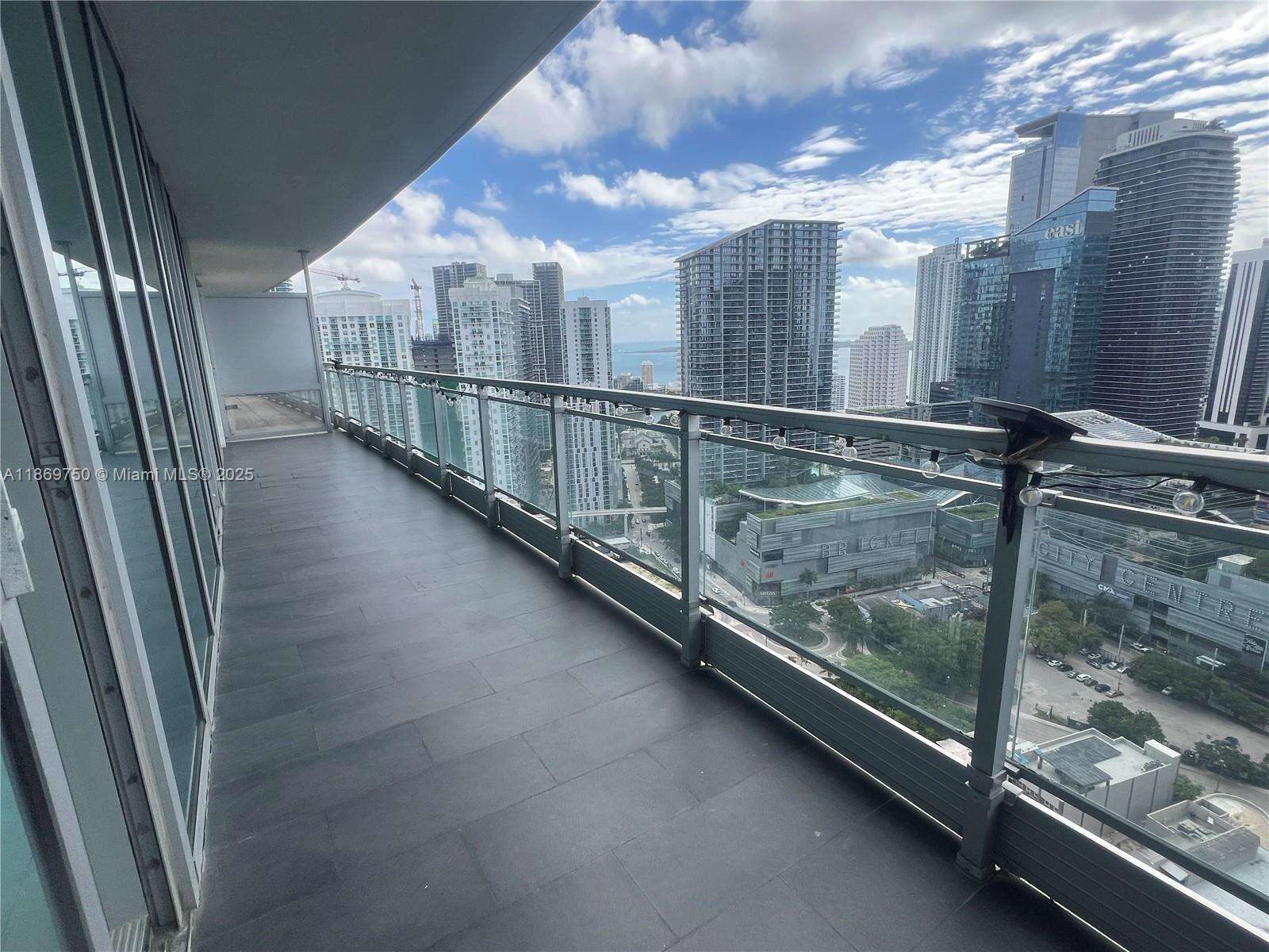Mint at 92 3 St, Miami, FL 33130 - For Sale photo 9