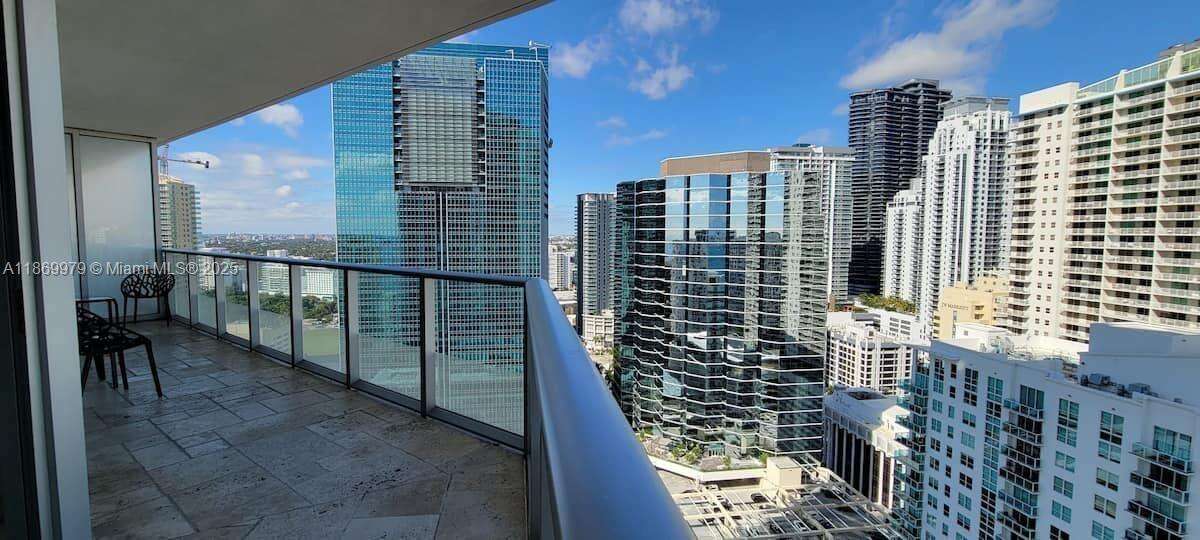 Brickell House at 1300 Brickell Bay Dr, Miami, FL 33131 - For Sale photo 13