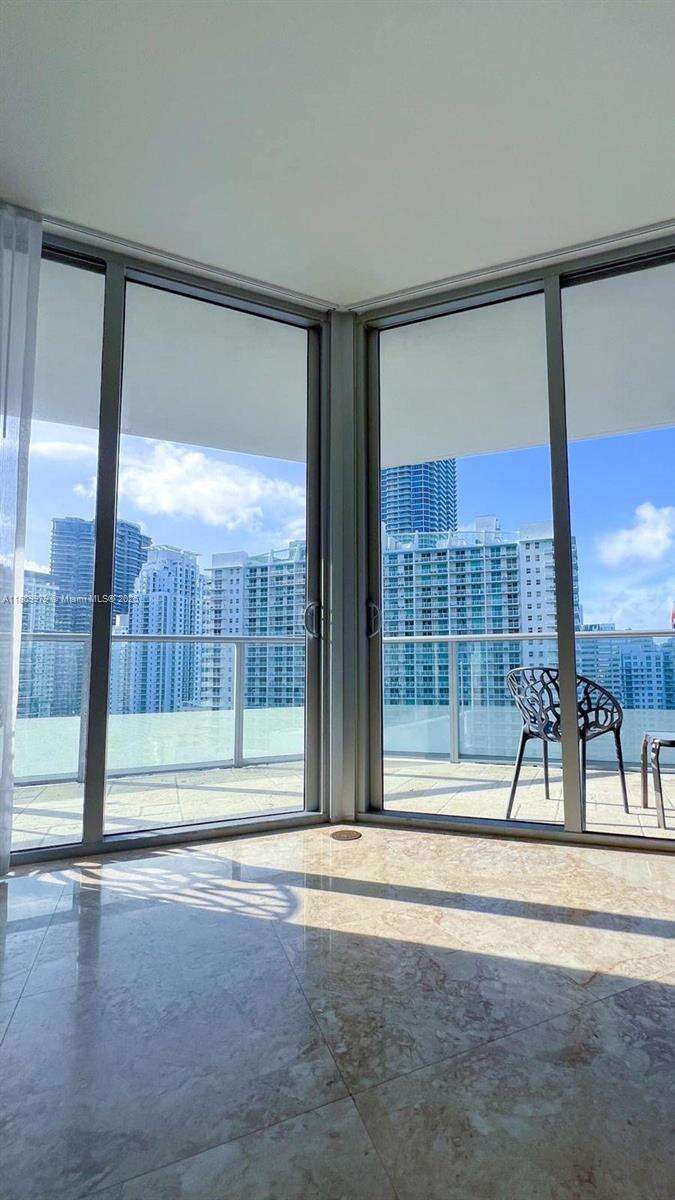 Brickell House at 1300 Brickell Bay Dr, Miami, FL 33131 - For Sale photo 5
