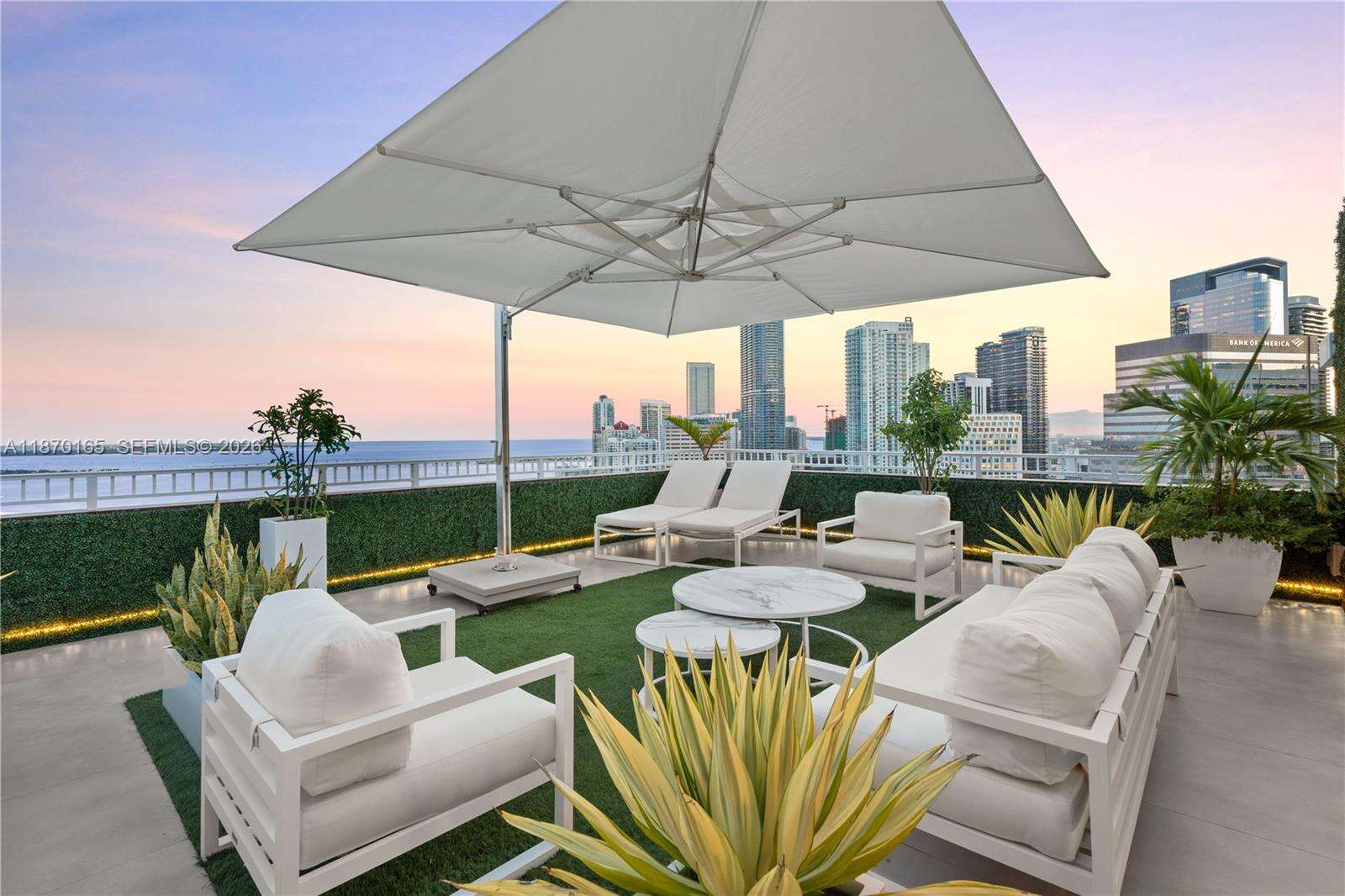 COURTS BRICKELL KEY - 801 Brickell Key Blvd, Miami, FL 33131 | Picture 5