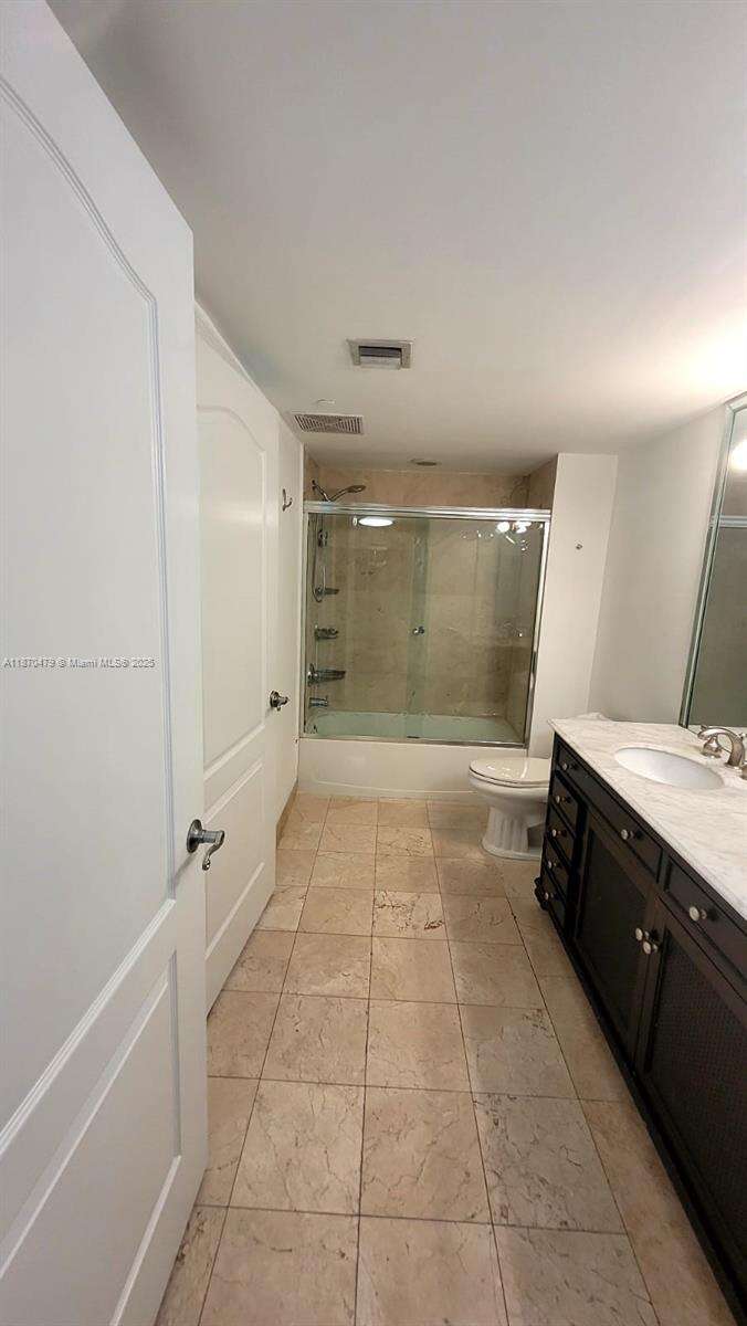 Skyline On Brickell at 2101 Brickell Ave, Miami, FL 33129 - For Sale photo 3