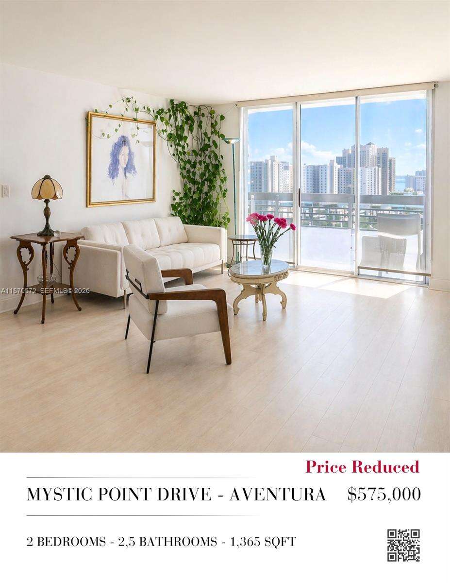 Mystic Pointe Condo No Three Condos for Sale & Rent | Picture 1
