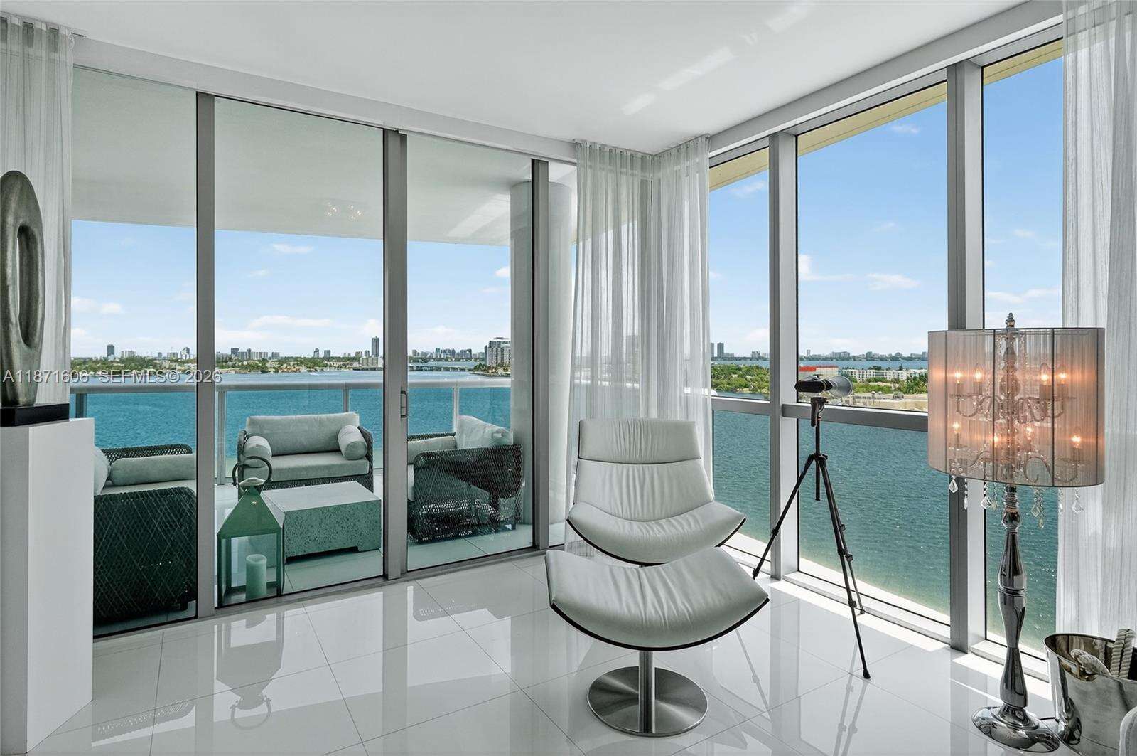 Cielo On The Bay Condos for Sale & Rent | Picture 1
