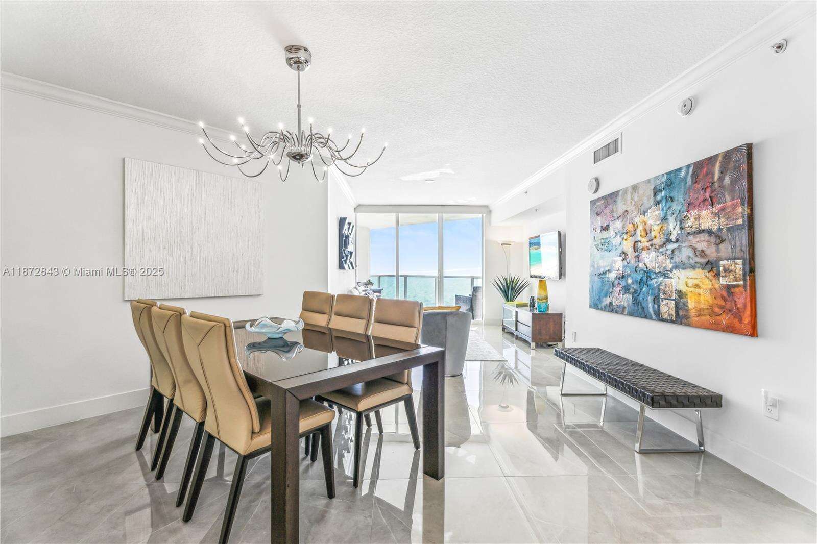 La Perla at 16699 Collins Ave+one Self Parking, Sunny Isles Beach, FL 33160 - For Sale photo 3