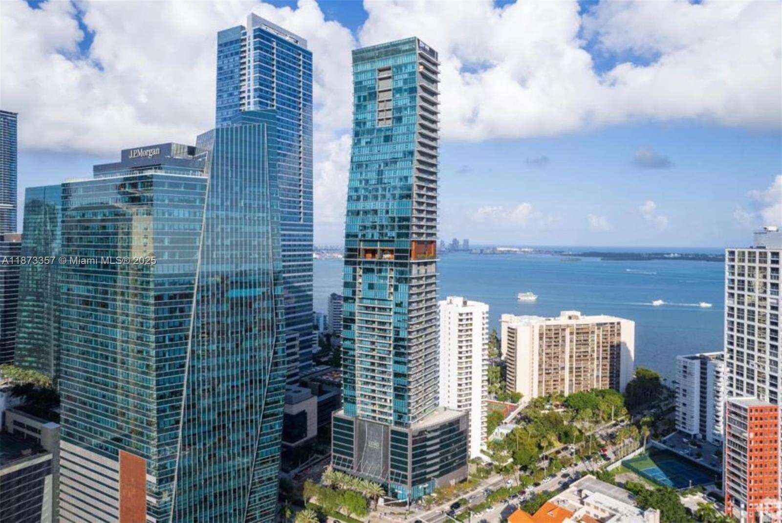 Echo Brickell at 1451 Brickell Ave, Miami, FL 33131 - For Sale photo 1