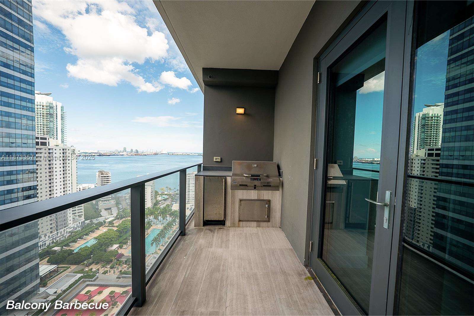 Echo Brickell at 1451 Brickell Ave, Miami, FL 33131 - For Sale photo 16