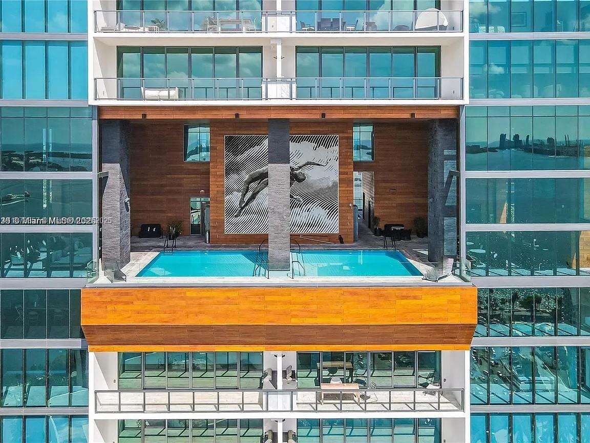 Echo Brickell at 1451 Brickell Ave, Miami, FL 33131 - For Sale photo 18