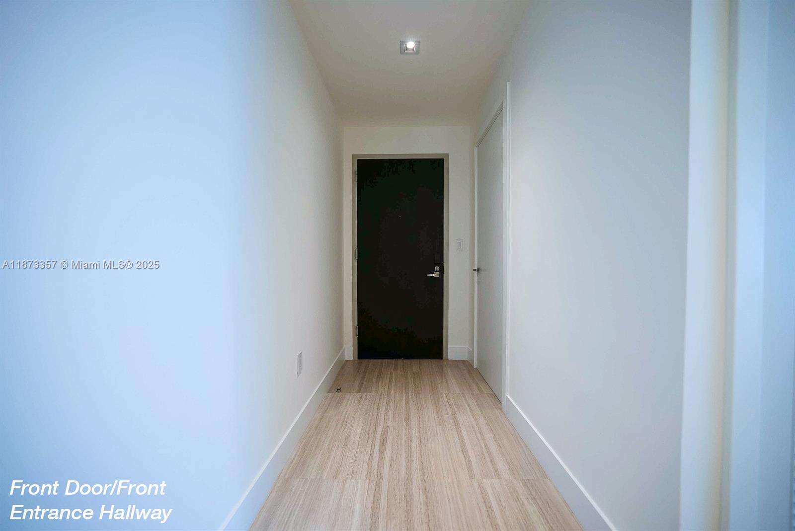 Echo Brickell at 1451 Brickell Ave, Miami, FL 33131 - For Sale photo 3