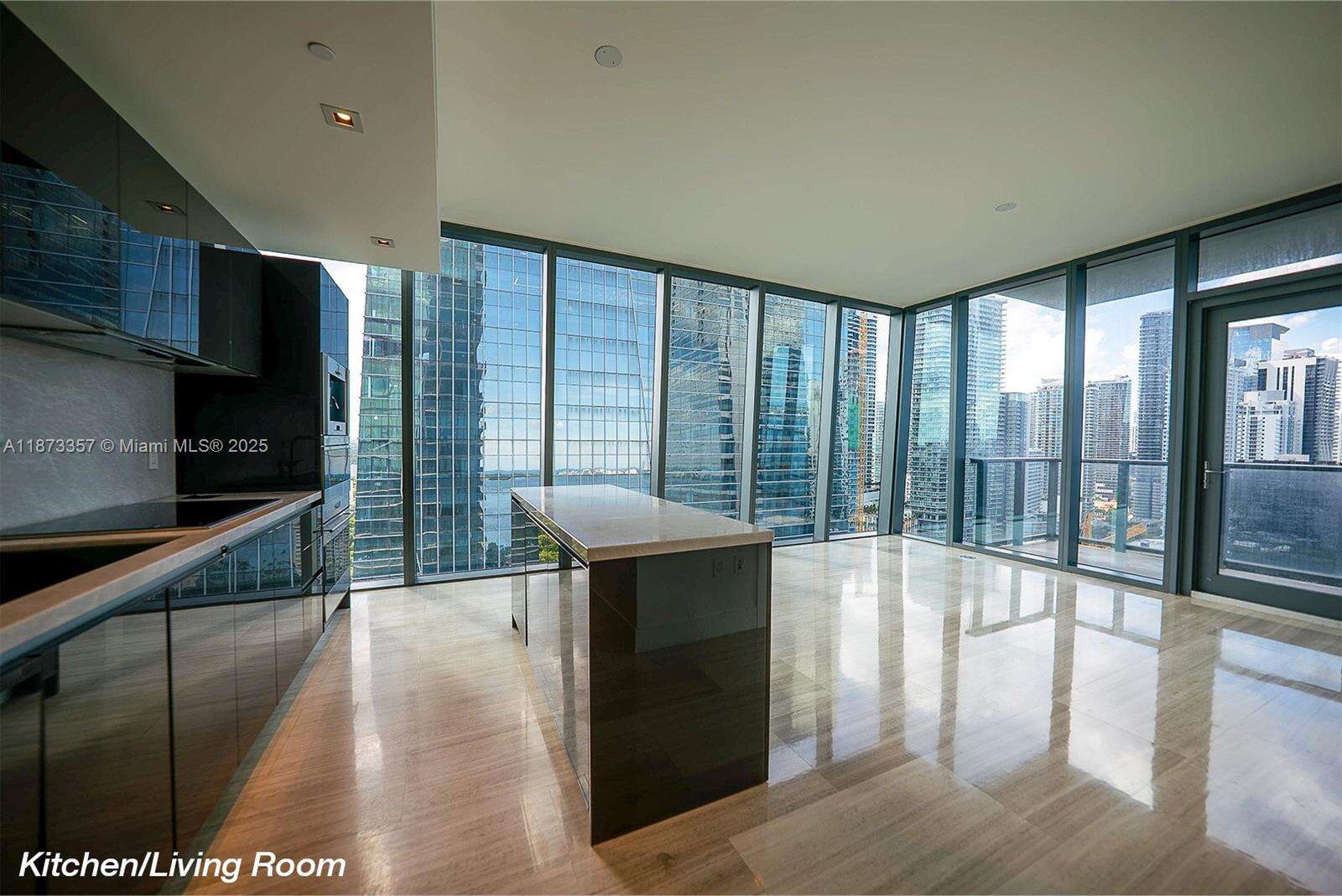 Echo Brickell at 1451 Brickell Ave, Miami, FL 33131 - For Sale photo 5