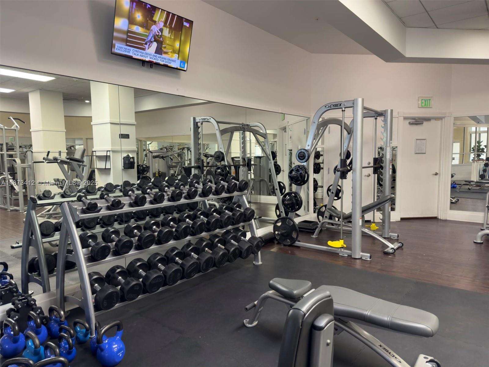 Courvoisier Courts at 701 Brickell Key Blvd, Miami, FL 33131 - For Sale photo 11