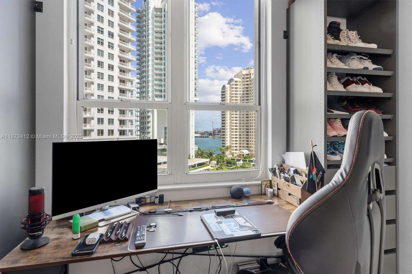 Courvoisier Courts at 701 Brickell Key Blvd, Miami, FL 33131 - For Sale photo 48