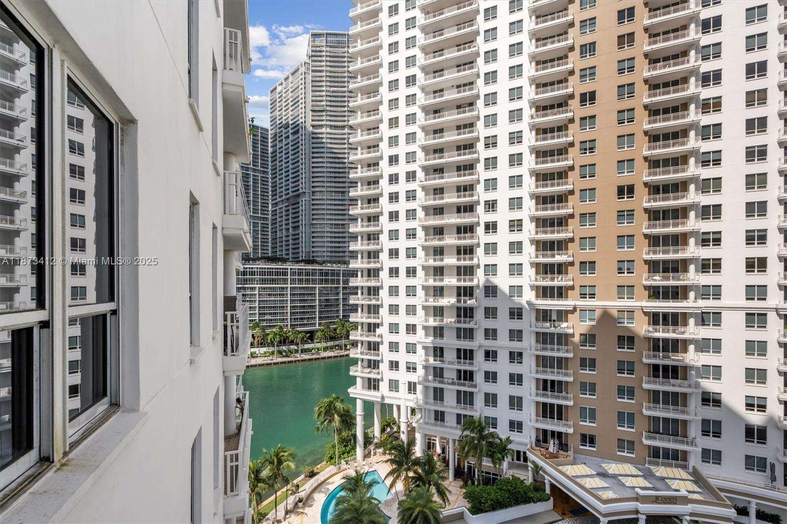 Courvoisier Courts at 701 Brickell Key Blvd, Miami, FL 33131 - For Sale photo 55