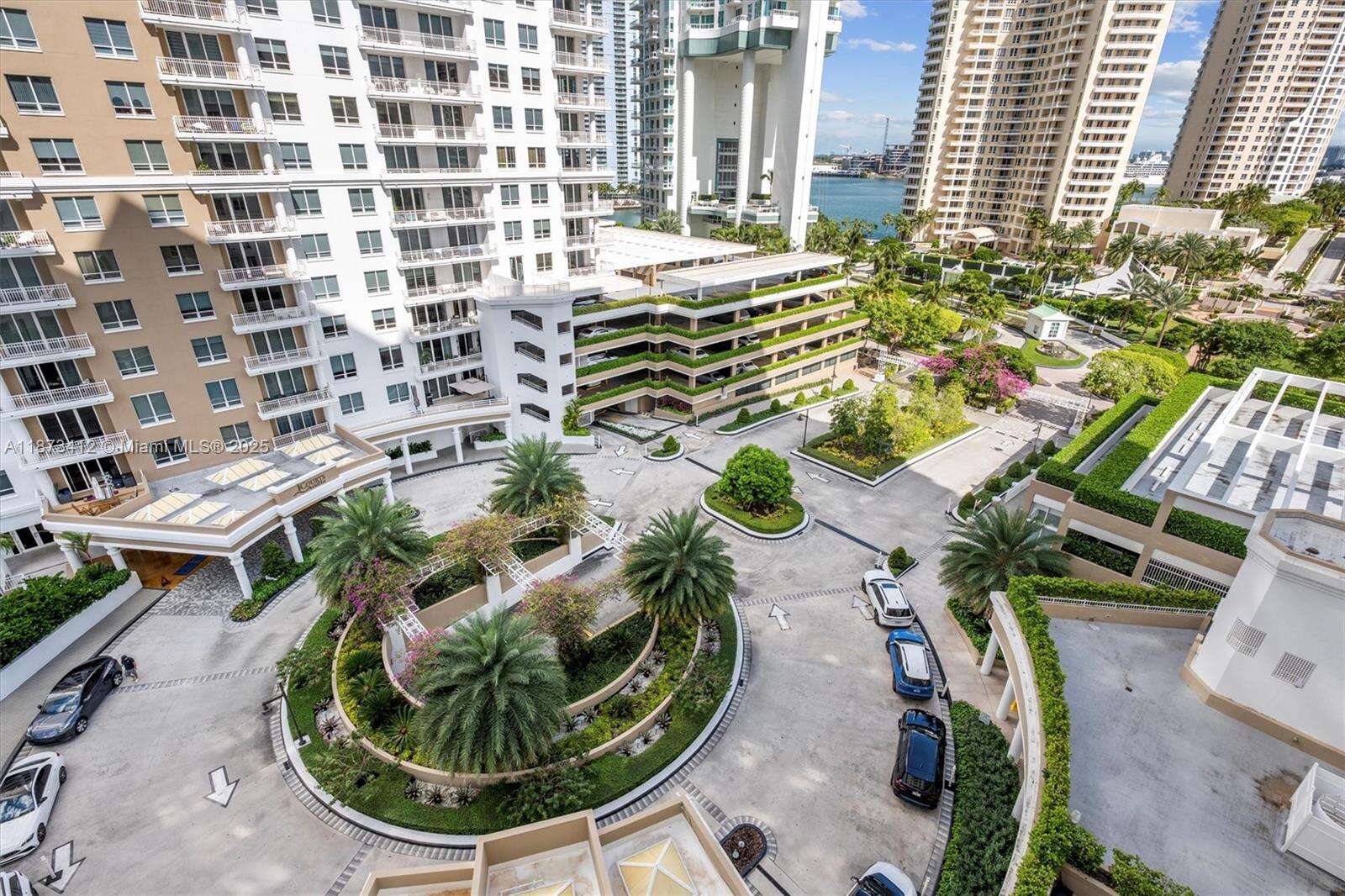 Courvoisier Courts at 701 Brickell Key Blvd, Miami, FL 33131 - For Sale photo 56