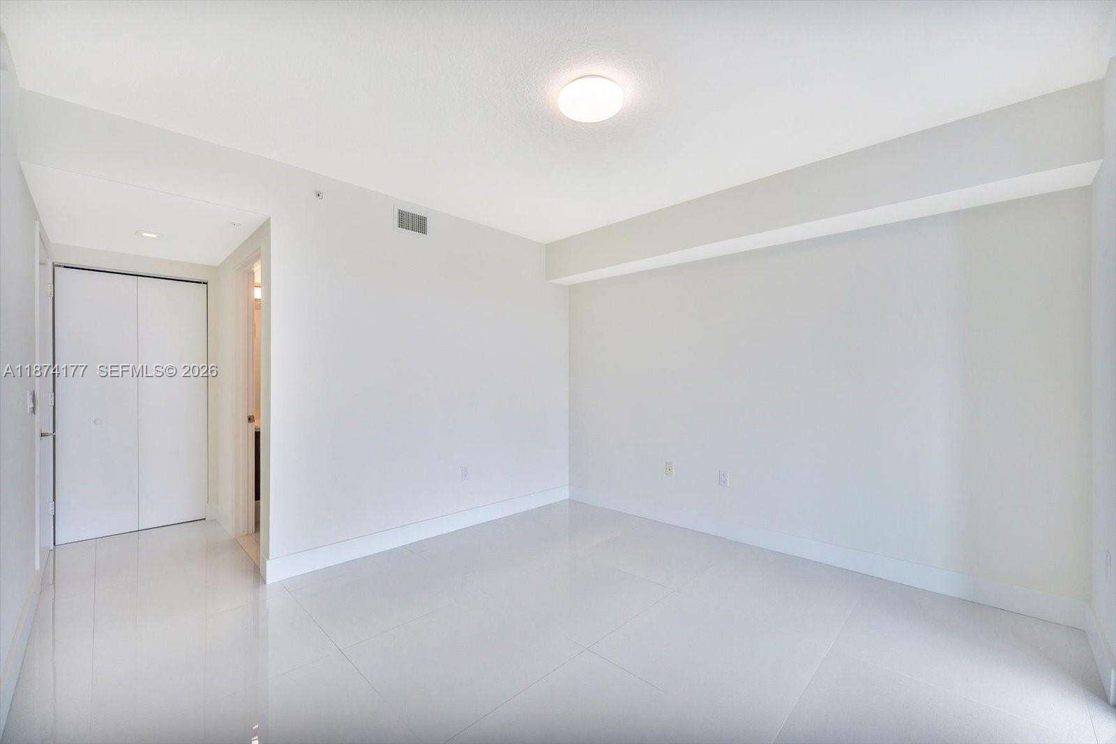 Parque Towers at 300 Sunny Isles Blvd, Sunny Isles Beach, FL 33160 - For Sale photo 16