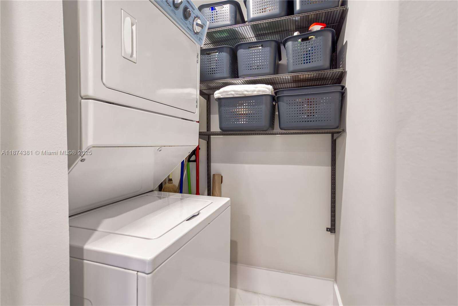 COURVOISIER COURTS - 701 Brickell Key Blvd, Miami, FL 33131 | Picture 15