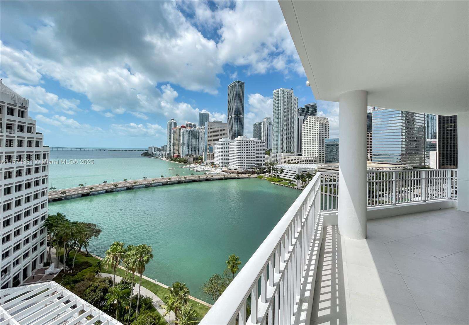 COURVOISIER COURTS - 701 Brickell Key Blvd, Miami, FL 33131 | Picture 3