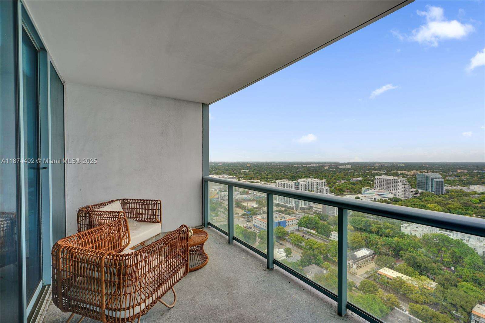 Blue at 601 36th St, Miami, FL 33137 - For Sale photo 3