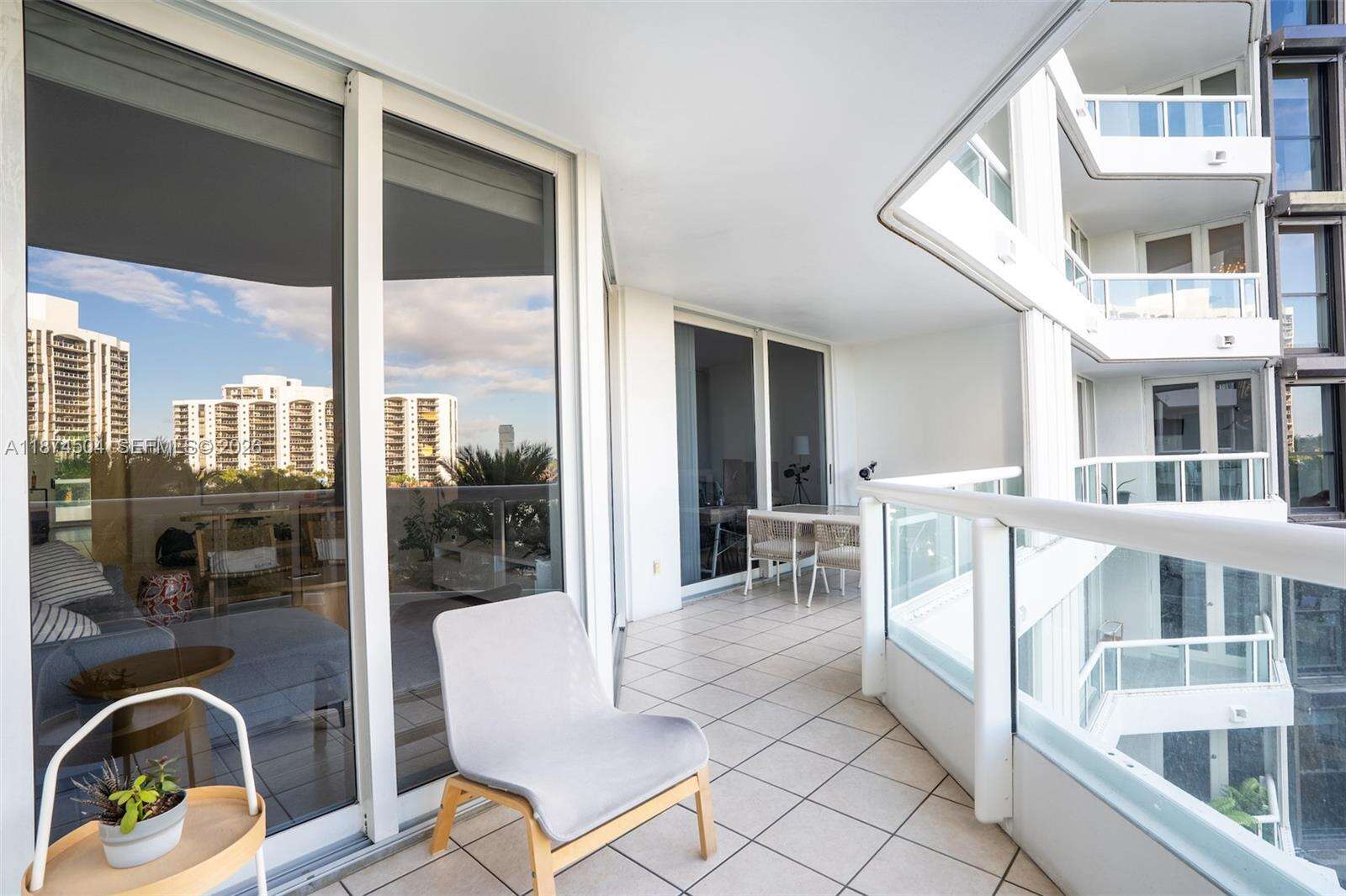 South Tower At The Point at 21055 Yacht Club Dr, Aventura, FL 33180 - For Sale photo 14