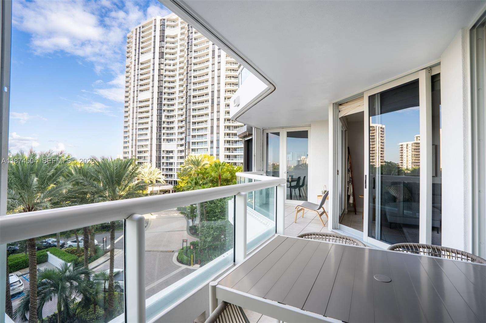 South Tower At The Point at 21055 Yacht Club Dr, Aventura, FL 33180 - For Sale photo 15