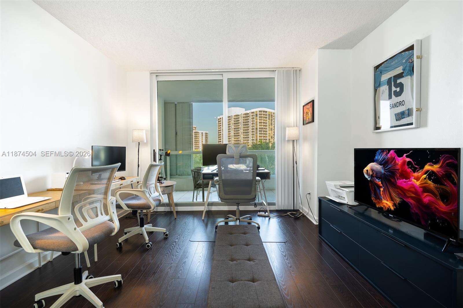South Tower At The Point at 21055 Yacht Club Dr, Aventura, FL 33180 - For Sale photo 20
