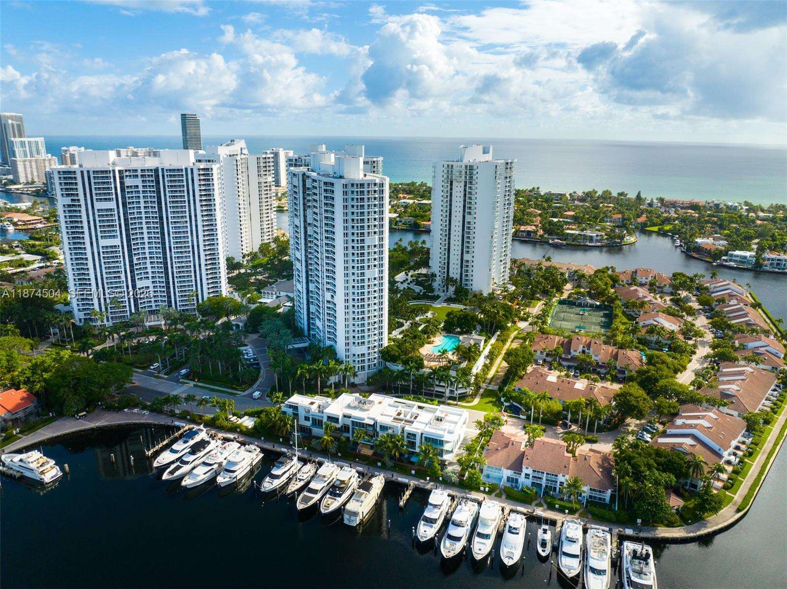 South Tower At The Point at 21055 Yacht Club Dr, Aventura, FL 33180 - For Sale photo 29