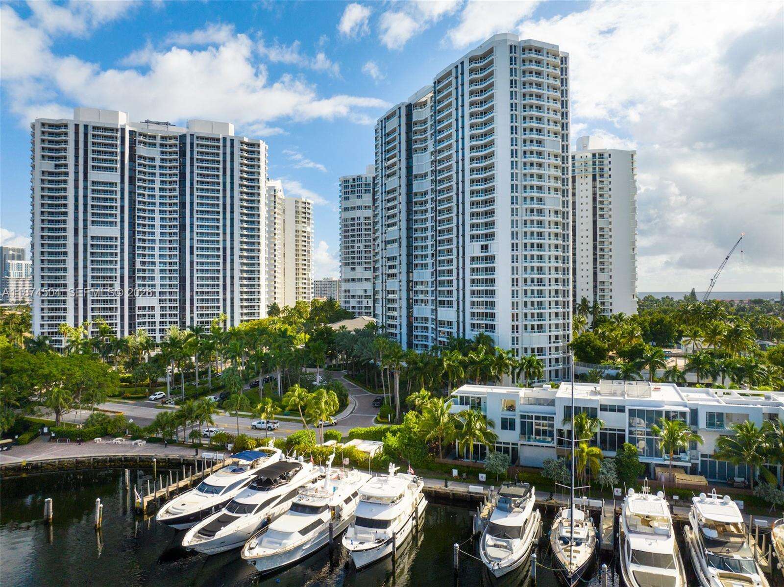 South Tower At The Point at 21055 Yacht Club Dr, Aventura, FL 33180 - For Sale photo 30